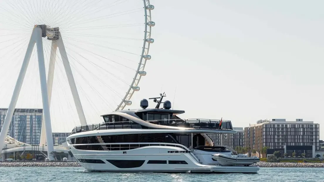 Princess X95 cruising with the Ain Dubai wheel behind