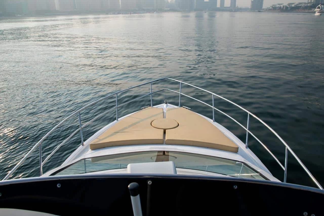 Forward sunpad and bow rail viewed from Élan 44’s helm