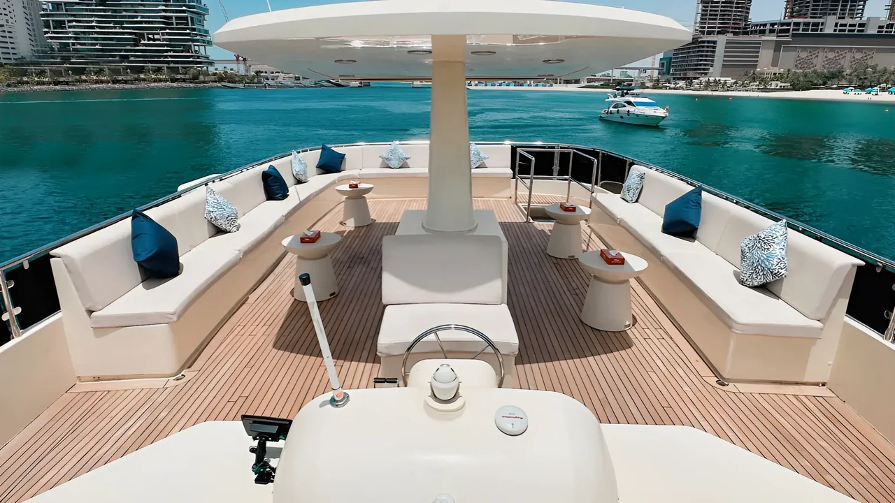 Open upper deck of Xclusive 25