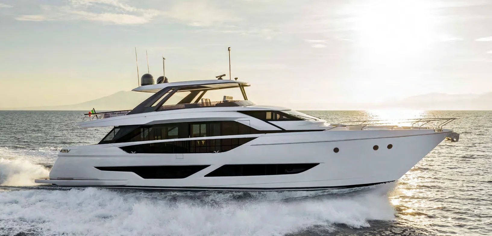 Bella VIIII — onboard and exterior views, photograph 2