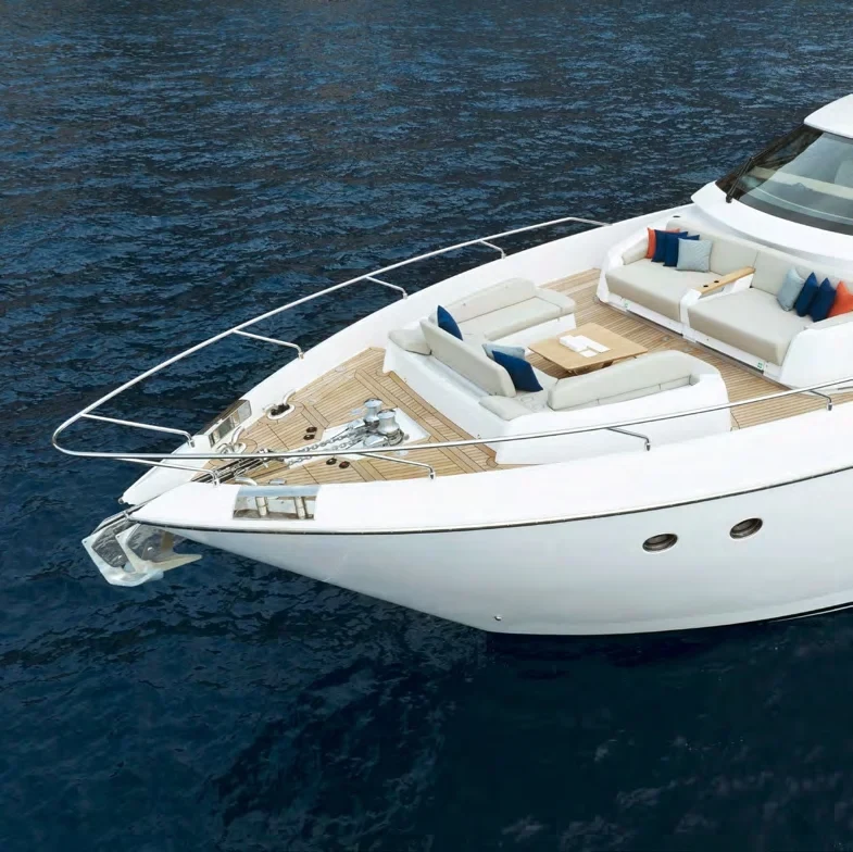 Bella VIIII — onboard and exterior views, photograph 3
