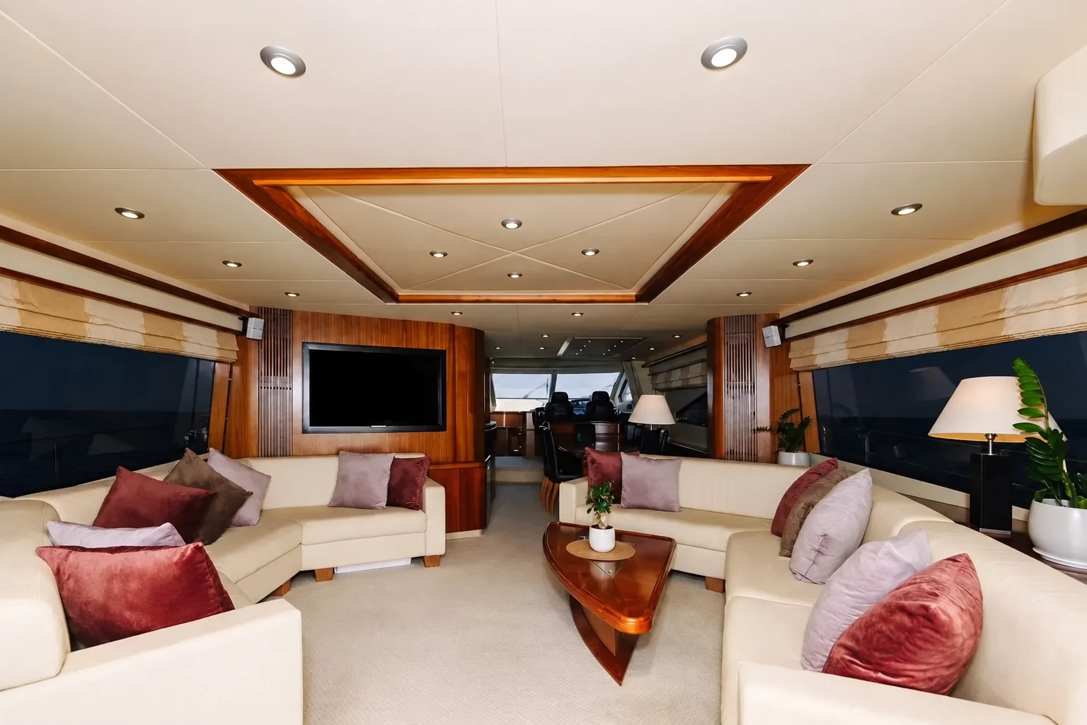 Sunseeker 88 yacht luxury interior main salon